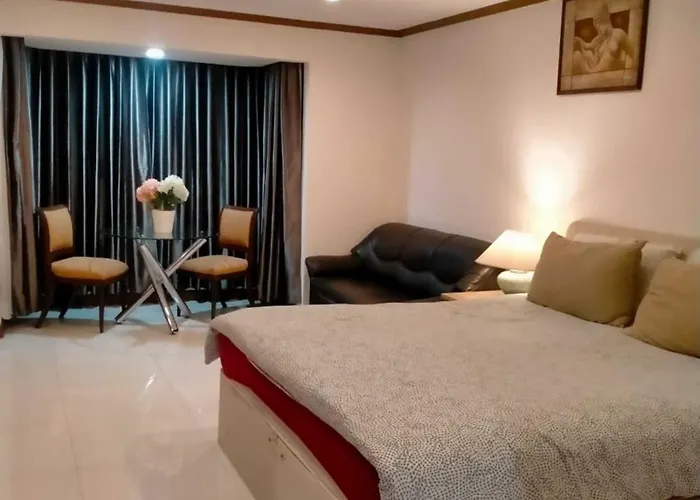 Fully Furnished Omni Tower Nana - Sukhumvit Soi 4