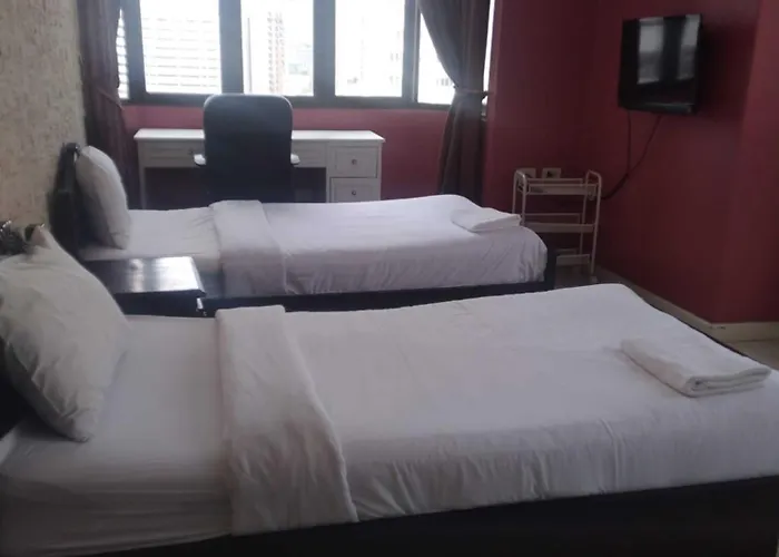 Fully Furnished Omni Tower Nana - Sukhumvit Soi 4
