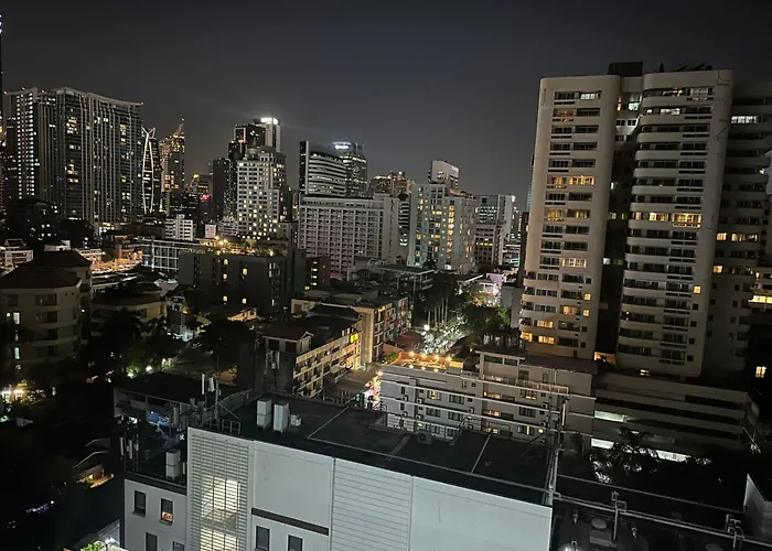 Fully Furnished Omni Tower Nana - Sukhumvit Soi 4 *