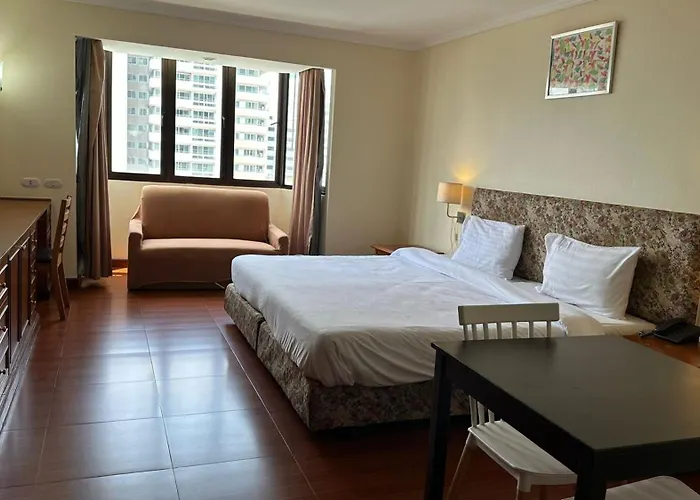 Apartment Fully Furnished Omni Tower Nana - Sukhumvit Soi 4 Bangkok
