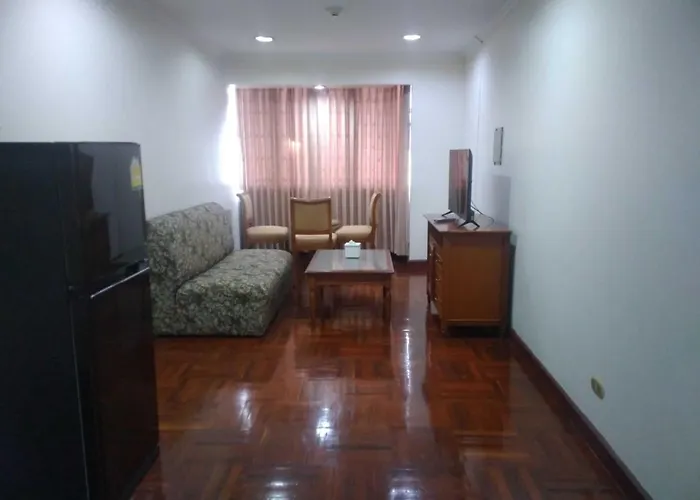 Fully Furnished Omni Tower Nana - Sukhumvit Soi 4
