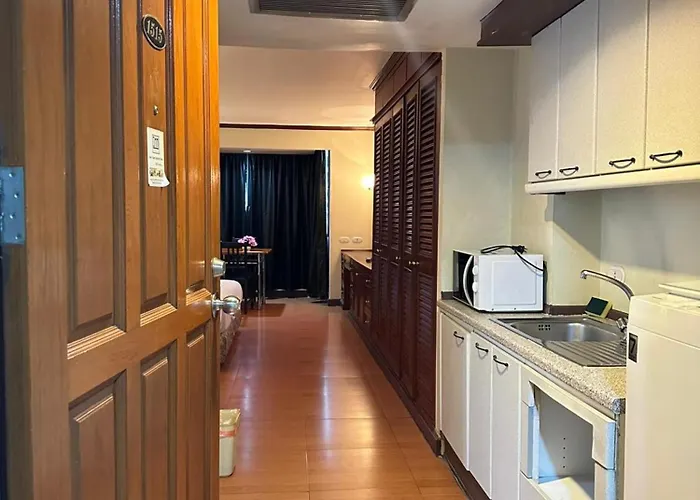 Apartment Fully Furnished Omni Tower Nana - Sukhumvit Soi 4 Bangkok