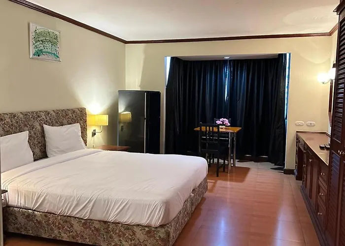Fully Furnished Omni Tower Nana - Sukhumvit Soi 4 * Bangkok