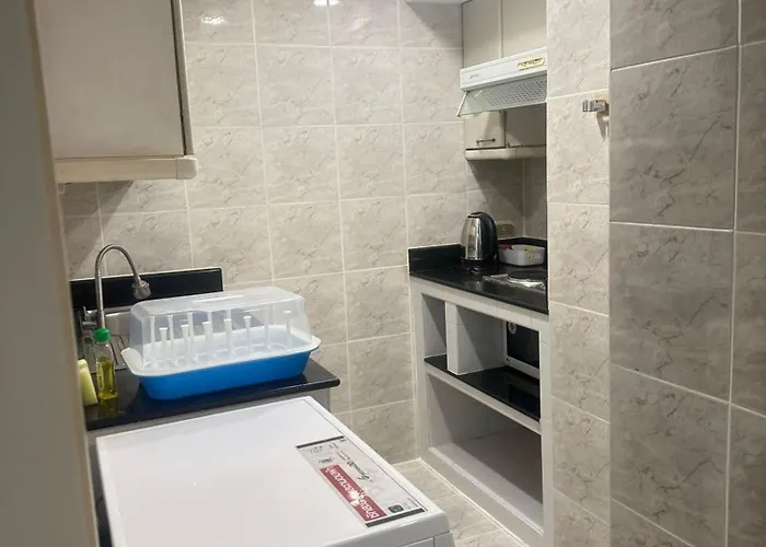 Apartment Fully Furnished Omni Tower Nana - Sukhumvit Soi 4 *