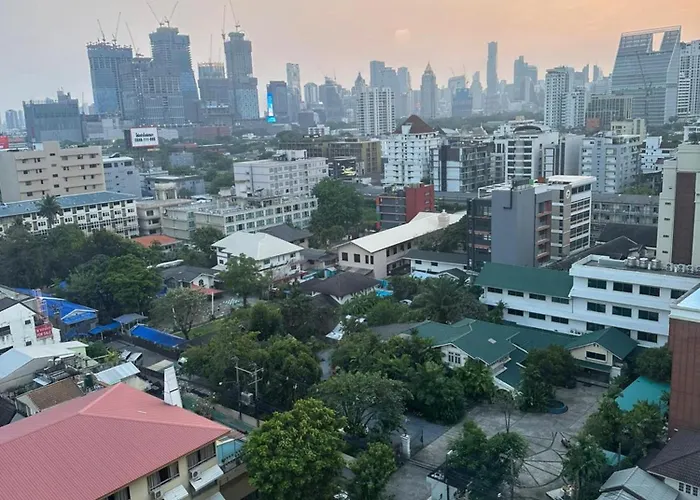 Apartment Fully Furnished Omni Tower Nana - Sukhumvit Soi 4 Bangkok