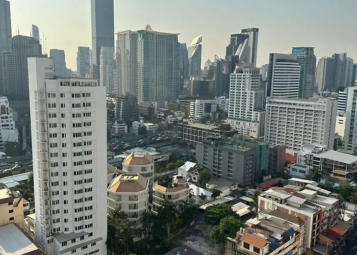 Fully Furnished Omni Tower Nana - Sukhumvit Soi 4