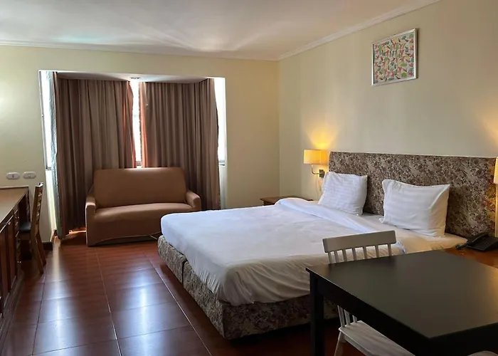 Apartment Fully Furnished Omni Tower Nana - Sukhumvit Soi 4 Bangkok