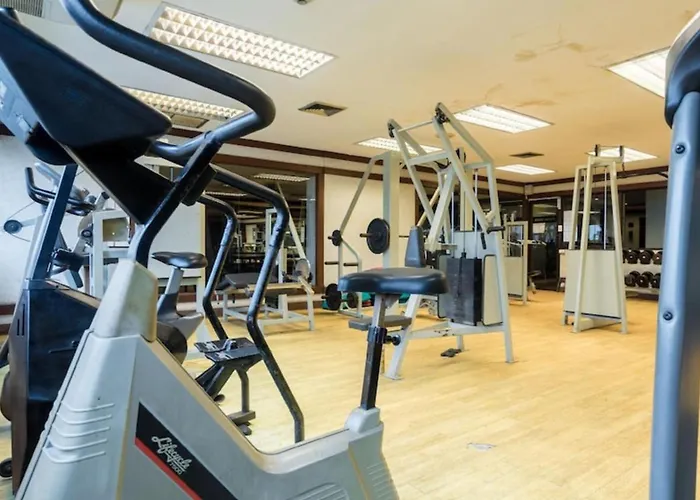 Fully Furnished Omni Tower Nana - Sukhumvit Soi 4 * Bangkok