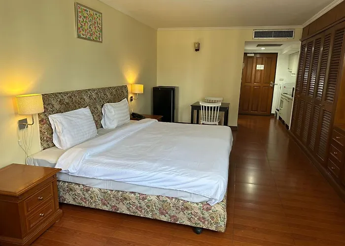 Apartment Fully Furnished Omni Tower Nana - Sukhumvit Soi 4 Bangkok